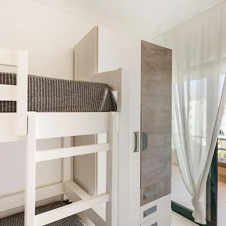 Salgados Retreat -steps From The By Homesbyfc