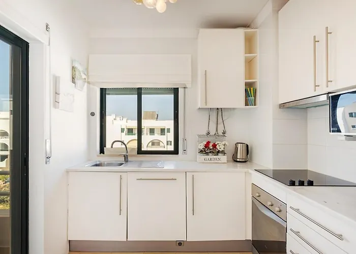 アパート Salgados Retreat -steps From The At Homesbyfc ギーア