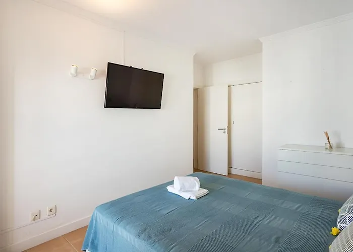 Salgados Retreat -steps From The At Homesbyfc 아파트 *