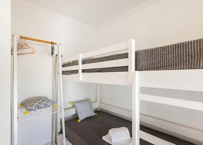 Salgados Retreat -steps From The At Homesbyfc 아파트 *