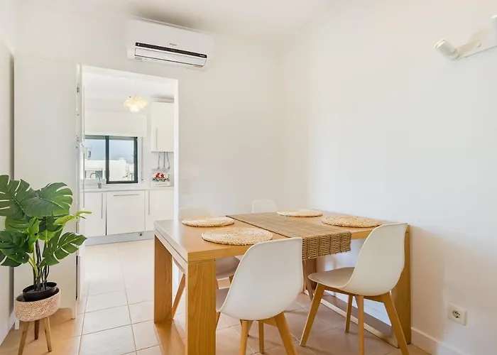 아파트 Salgados Retreat -steps From The At Homesbyfc *